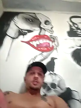 Snapshot of fafass chatting on 10-25-25, 07:08 fafass online show from 10-25-25, 07:08