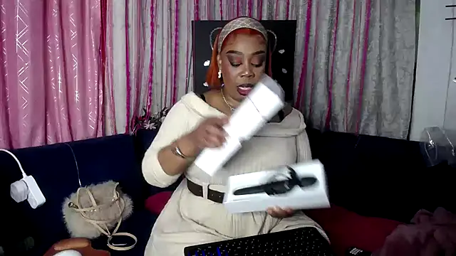 crystalbxx online show from 04-04-26, 12:42