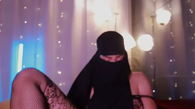 Snapshot of sweet_diazzz chatting on 10-25-25, 07:08 sweet diazzz online show from 10-25-25, 07:08