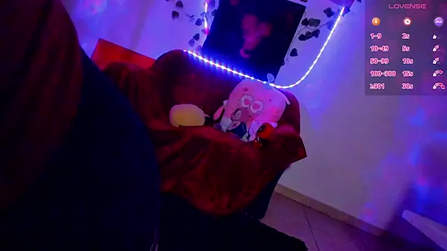 Snapshot of Rabit_Snake chatting on 05-06-26, 10:31 Rabit Snake online show from 05-06-26, 10:31