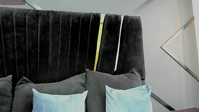 pink dustt online show from 07-30-26, 04:39