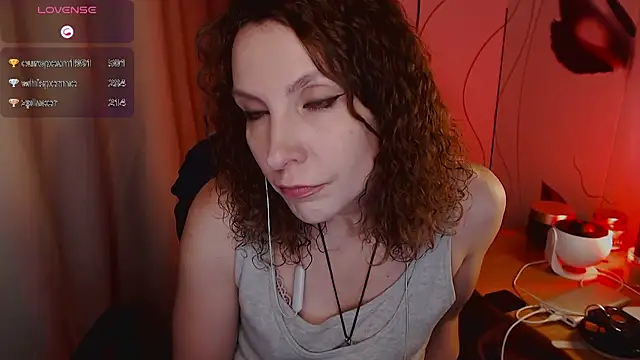 Snapshot of JohansonKatie chatting on 01-31-25, 04:14 JohansonKatie online show from 01-31-25, 04:14