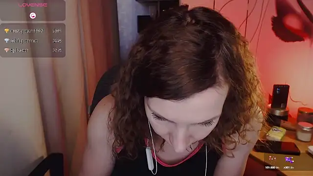 Snapshot of JohansonKatie chatting on 02-04-25, 09:49 JohansonKatie online show from 02-04-25, 09:49