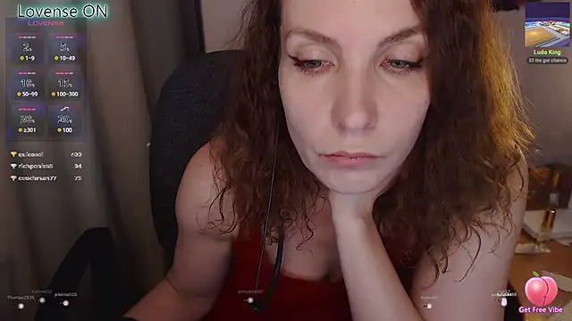 Snapshot of JohansonKatie chatting on 03-09-25, 06:17 JohansonKatie online show from 03-09-25, 06:17