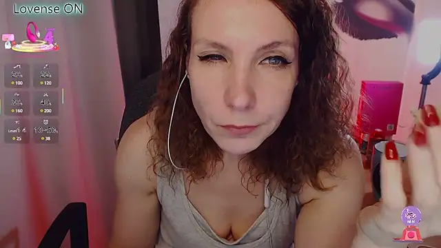 Snapshot of JohansonKatie chatting on 03-22-25, 12:25 JohansonKatie online show from 03-22-25, 12:25