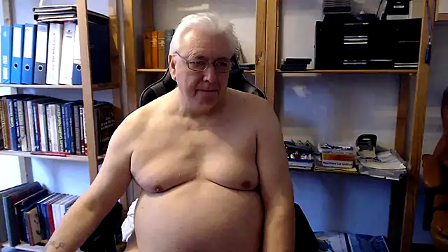 SchwanzhureXXL online show from 02-10-25, 09:25