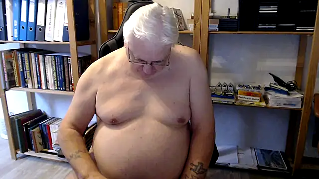 SchwanzhureXXL online show from 09-09-25, 02:05