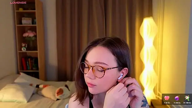 MilenaSaint online show from 02-11-26, 03:44