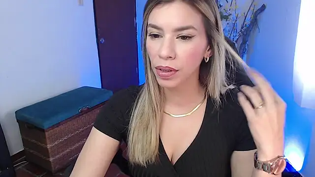 ms sofia x online show from 12-19-25, 04:58