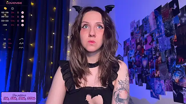 HotaruTomo online show from 11-05-25, 02:22