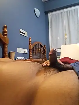 Snapshot of Starstev chatting on 11-13-25, 07:13 Starstev online show from 11-13-25, 07:13