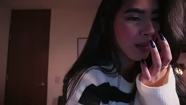 Isabella dior online show from 04-27-26, 02:26