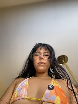 Snapshot of Evie-Luna chatting on 07-11-26, 07:49 Evie-Luna online show from 07-11-26, 07:49