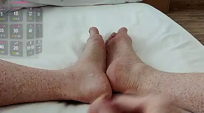 Snapshot of theSecretBallerino chatting on 01-17-25, 05:32 theSecretBallerino online show from 01-17-25, 05:32