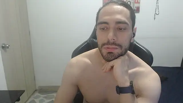 samuelgarcia  online show from 01-12-26, 09:25