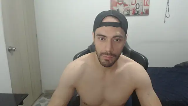 Snapshot of samuelgarcia_ chatting on 03-29-26, 06:13 samuelgarcia online show from 03-29-26, 06:13