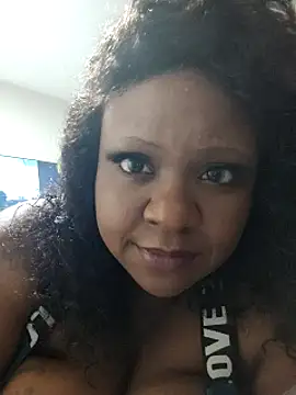 Snapshot of 6lue6a6y69 chatting on 12-22-24, 04:17 6lue6a6y69 online show from 12-22-24, 04:17