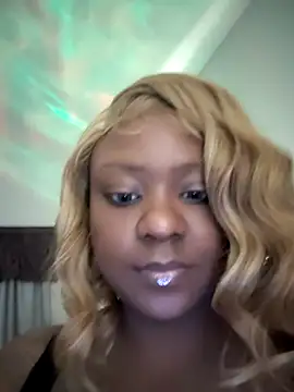 Snapshot of 6lue6a6y69 chatting on 03-18-25, 03:42 6lue6a6y69 online show from 03-18-25, 03:42