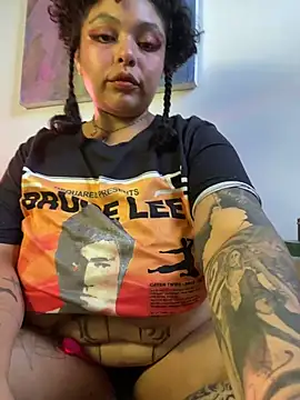 Snapshot of PrincessLauren420 chatting on 10-14-25, 07:47 PrincessLauren420 online show from 10-14-25, 07:47