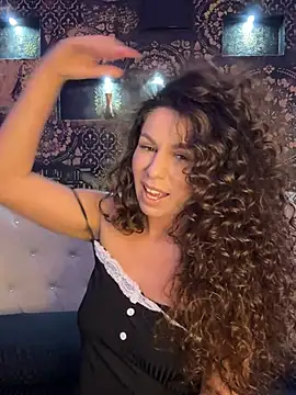 Snapshot of Marilyn_La_Rose chatting on 02-26-26, 08:30 Marilyn La Rose online show from 02-26-26, 08:30