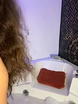 Snapshot of Marilyn_La_Rose chatting on 03-05-26, 10:17 Marilyn La Rose online show from 03-05-26, 10:17