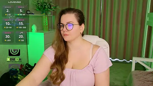 KellyKleine online show from 04-15-26, 05:36