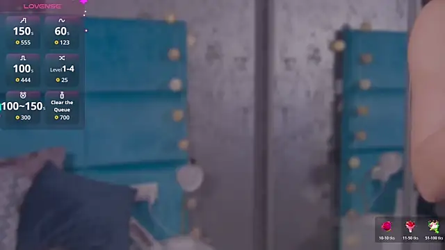 RockQueen A online show from 11-10-25, 05:28