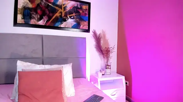 JupiteFox online show from 02-04-25, 12:40