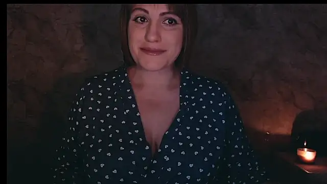 Snapshot of _letty_ chatting on 11-13-25, 10:08 letty online show from 11-13-25, 10:08