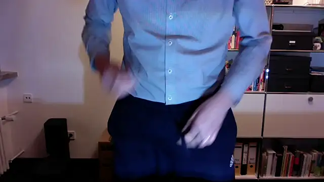 Snapshot of Slave_75 chatting on 01-30-25, 04:45 Slave 75 online show from 01-30-25, 04:45