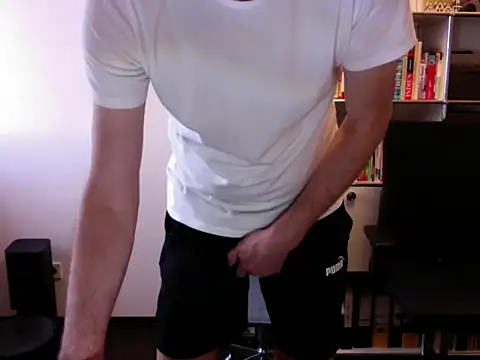 Snapshot of Slave_75 chatting on 09-12-25, 05:51 Slave 75 online show from 09-12-25, 05:51