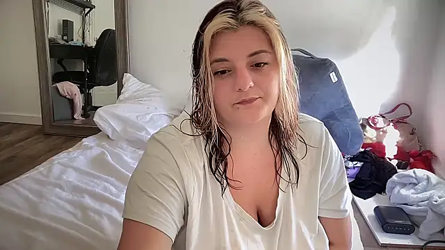 magicsparkles online show from 01-28-25, 04:30