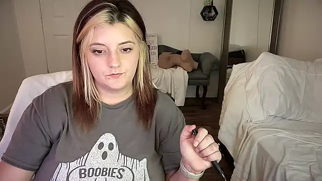 magicsparkles online show from 02-18-25, 11:19