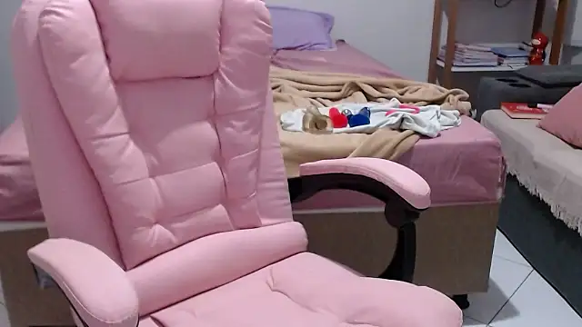 bustycarly online show from 04-24-26, 08:17