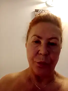 Hottie-Mom online show from 10-30-25, 08:05