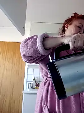 Hottie-Mom online show from 04-26-26, 07:50