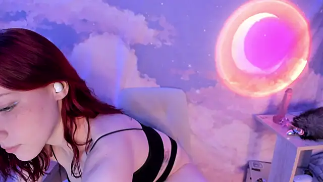 YunaPeace online show from 04-21-26, 09:39