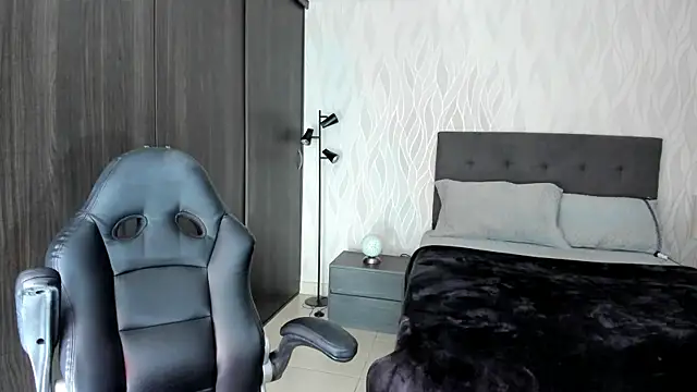 Snapshot of Kimy_Angel chatting on 12-01-24, 06:08 Kimy Angel online show from 12-01-24, 06:08