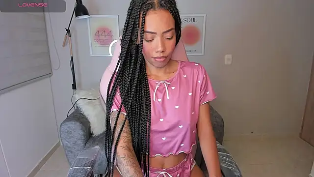 ashley 23  online show from 04-24-26, 04:04