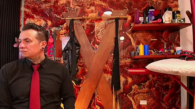 Snapshot of boy_n_girl chatting on 10-03-25, 10:01 boy n girl online show from 10-03-25, 10:01