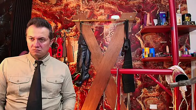 boy n girl online show from 10-31-25, 09:21