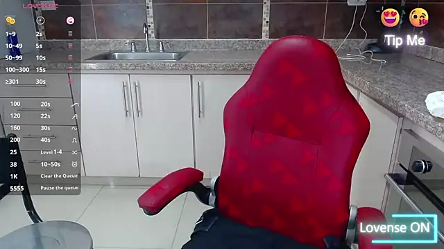 Kerly Doll online show from 03-02-25, 01:04