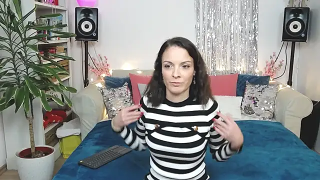 JaneDejaySC online show from 04-26-26, 07:22