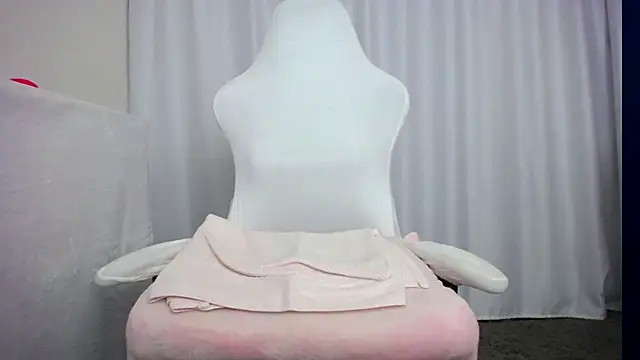 Snapshot of faceless_ chatting on 11-03-25, 12:06 faceless online show from 11-03-25, 12:06