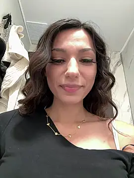 Snapshot of _MiaQueen_ chatting on 02-27-26, 11:27 MiaQueen online show from 02-27-26, 11:27