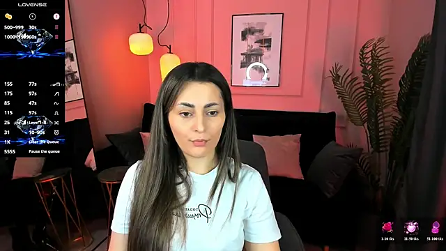 Snapshot of KylieMellow chatting on 06-03-26, 01:36 KylieMellow online show from 06-03-26, 01:36