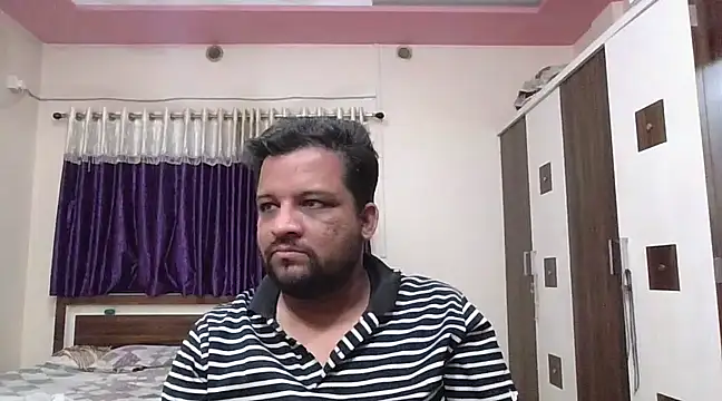 Snapshot of dhruv_love chatting on 02-08-25, 05:39 dhruv love online show from 02-08-25, 05:39