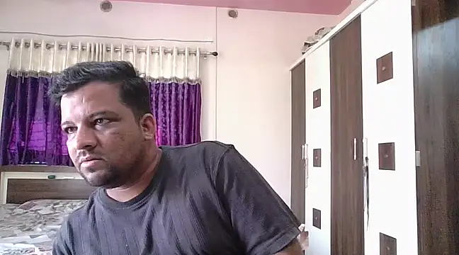 Snapshot of dhruv_love chatting on 02-19-25, 04:34 dhruv love online show from 02-19-25, 04:34