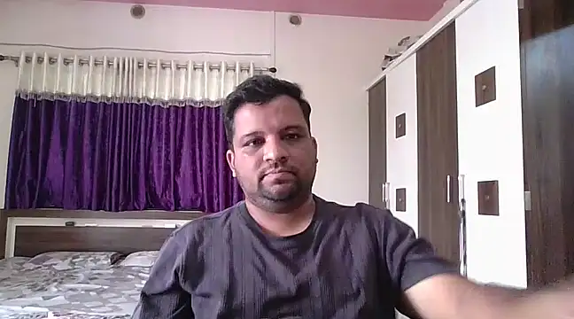 Snapshot of dhruv_love chatting on 02-19-25, 09:28 dhruv love online show from 02-19-25, 09:28
