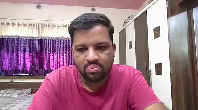 Snapshot of dhruv_love chatting on 02-24-25, 04:16 dhruv love online show from 02-24-25, 04:16